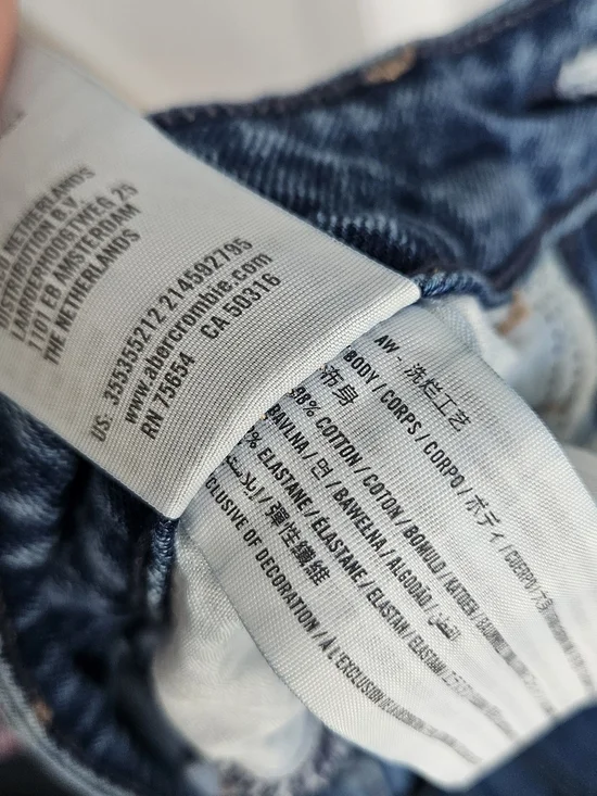 Hollister Light Blue Ultra High-Rise Vintage Straight Jeans Distressed 28×25 - Picture 5 of 5